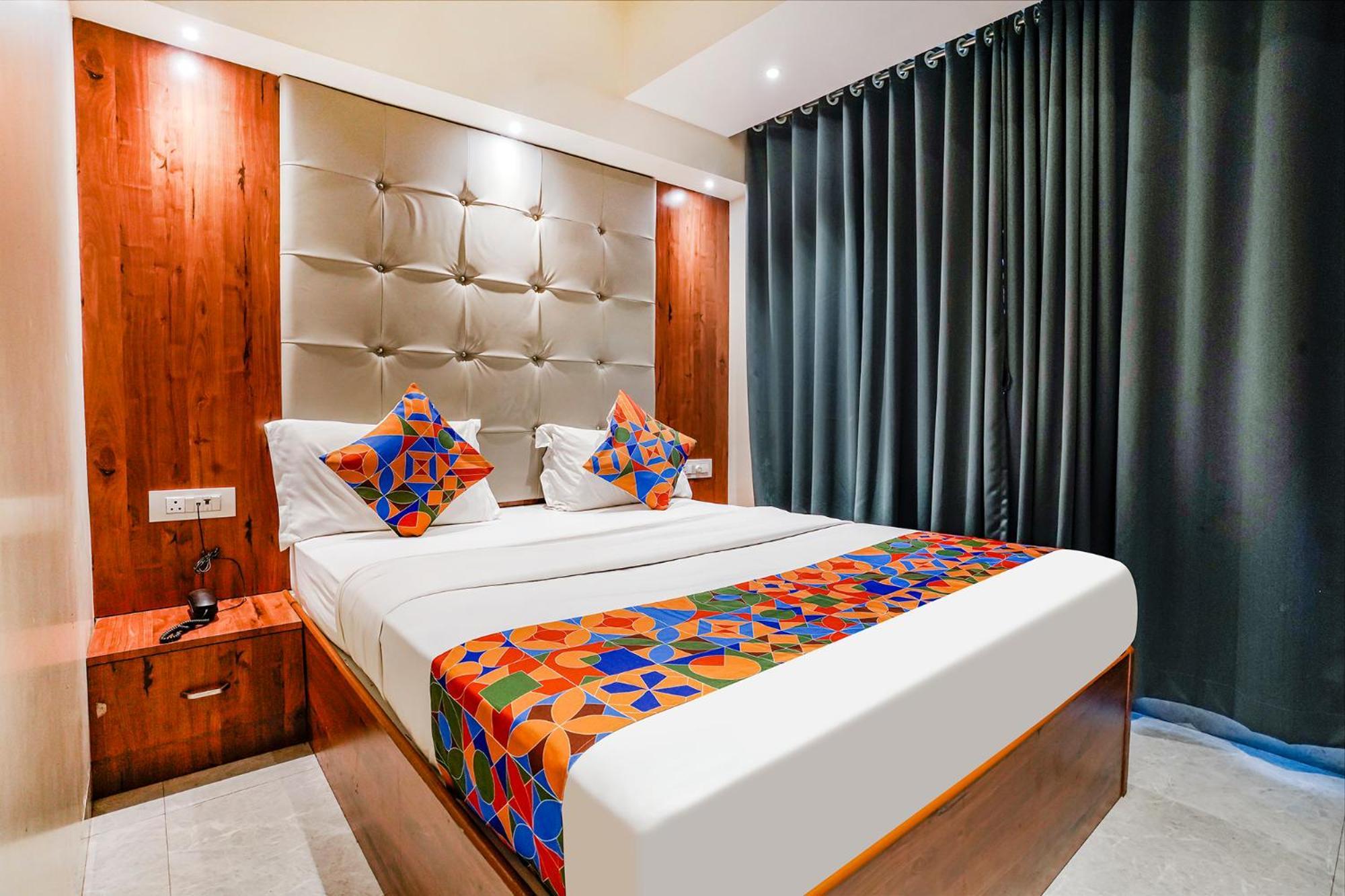 Hotel Fabexpress Utsav Residency - Nr Panvel Jāmb Zewnętrze zdjęcie