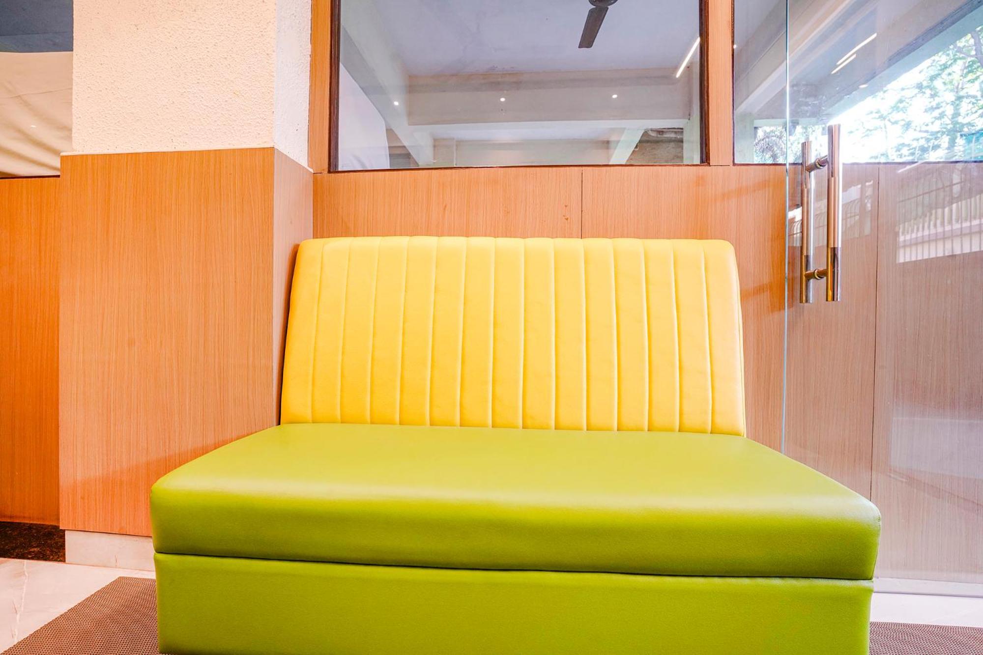 Hotel Fabexpress Utsav Residency - Nr Panvel Jāmb Zewnętrze zdjęcie