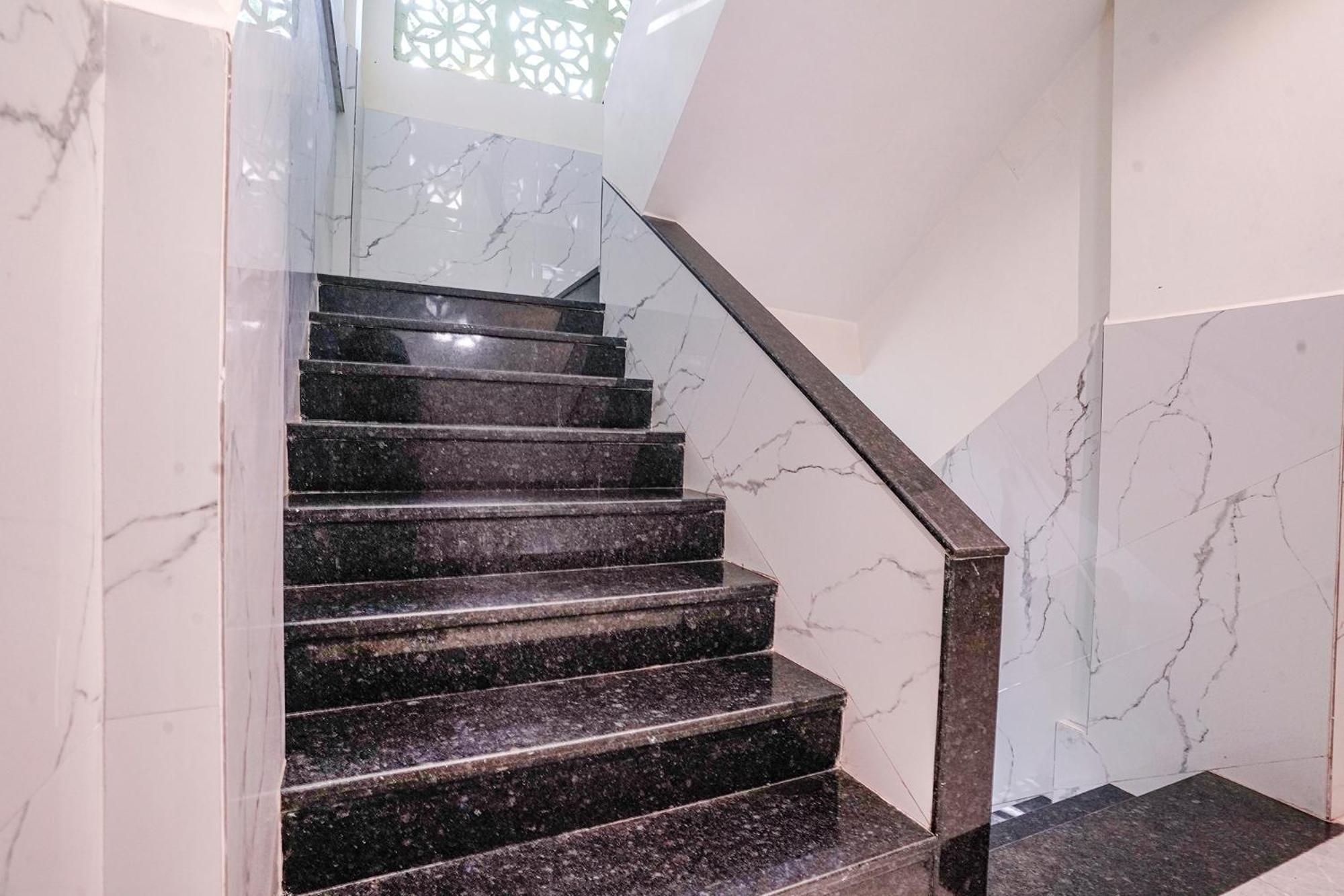 Hotel Fabexpress Utsav Residency - Nr Panvel Jāmb Zewnętrze zdjęcie