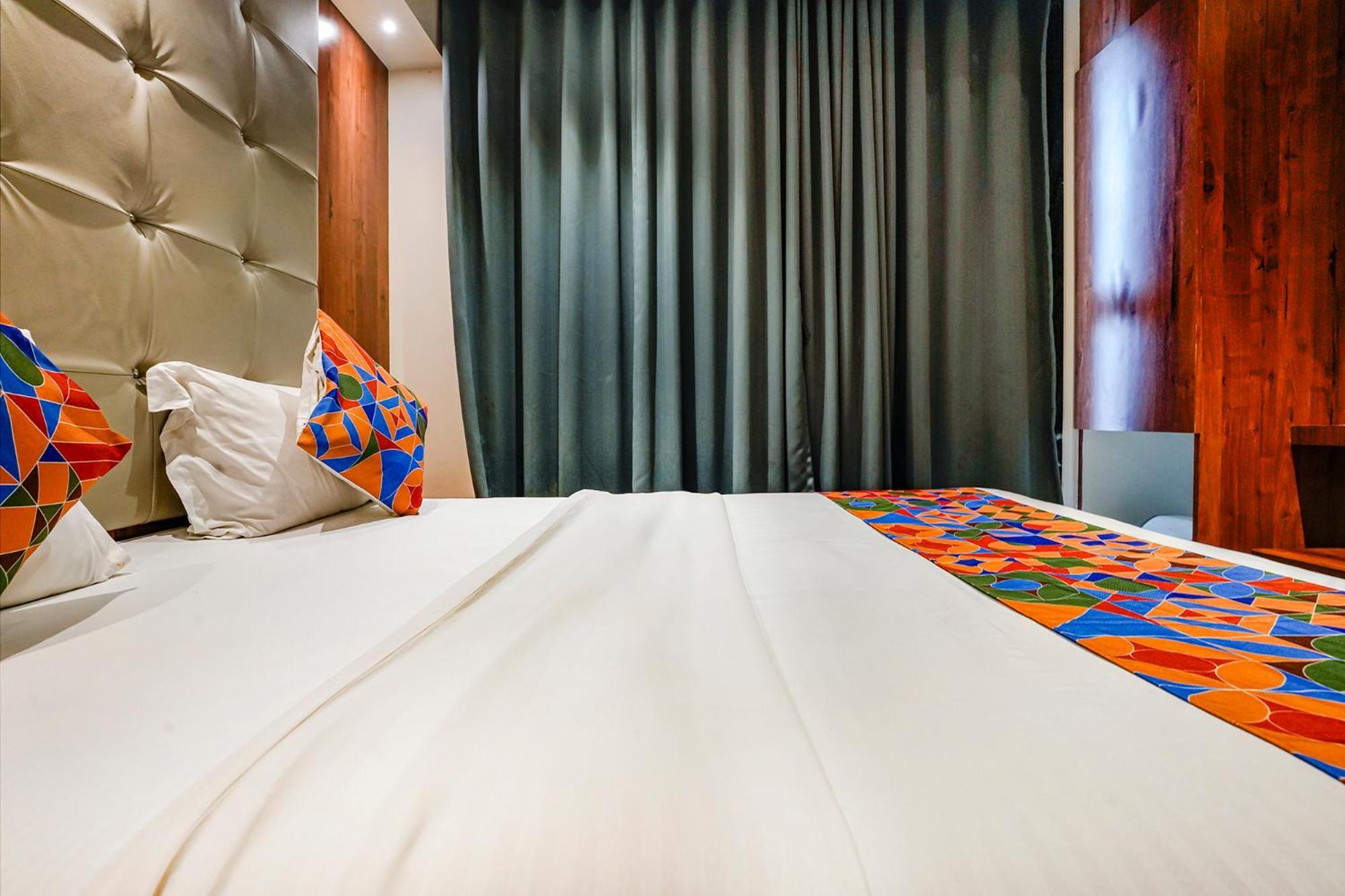 Hotel Fabexpress Utsav Residency - Nr Panvel Jāmb Zewnętrze zdjęcie