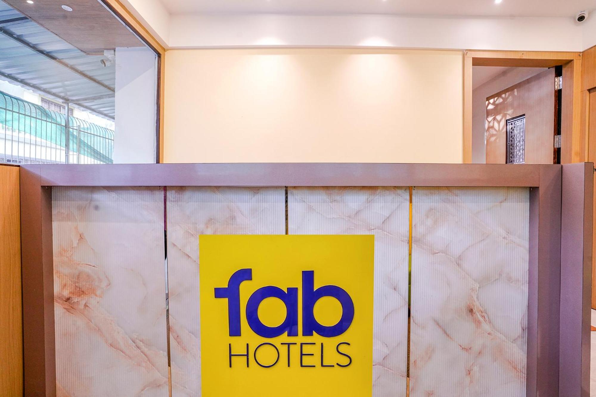 Hotel Fabexpress Utsav Residency - Nr Panvel Jāmb Zewnętrze zdjęcie